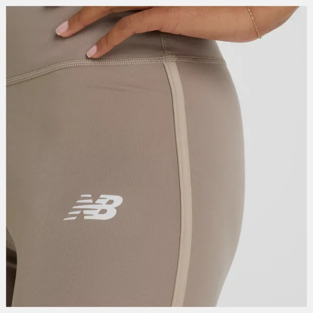 【NEW BALANCE】NB 25吋緊身褲 長褲 運動 瑜珈 美規 快乾 女 米灰(WP51185DOK-F)