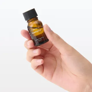 【MUJI 無印良品】精油/10ml(尤加利/血橙/玫瑰草/迷迭香/絲柏/檸檬香茅/葡萄柚/橘子/雪松/檸檬)