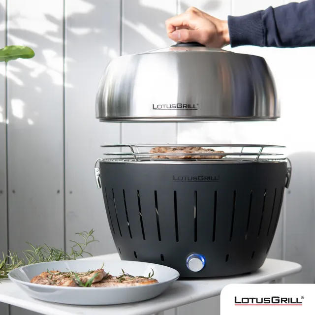 【LotusGrill】德國無煙木炭烤肉架/爐七件組 烤爐+炙燒烤盤+烘罩+腳架+夾刷炭(G340 共6色)