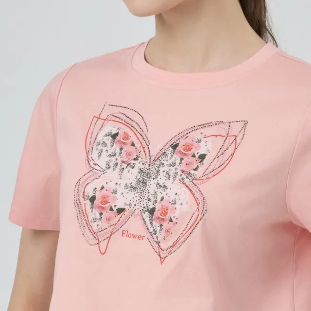 【ILEY 伊蕾】蝴蝶刺繡印花純棉短版上衣(淺粉；M-XL；1252651202)