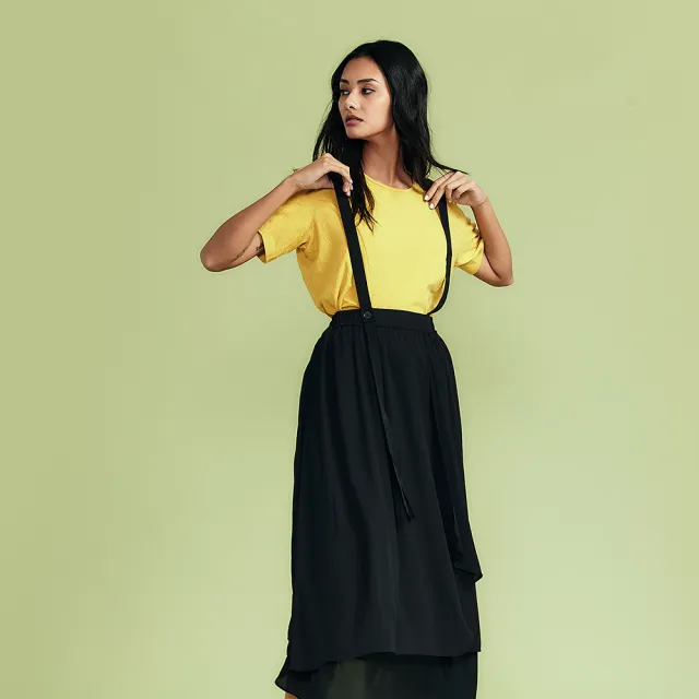 【ICHE 衣哲】Cop.Copine法式輕時尚飄逸層次拼接設計吊帶裙