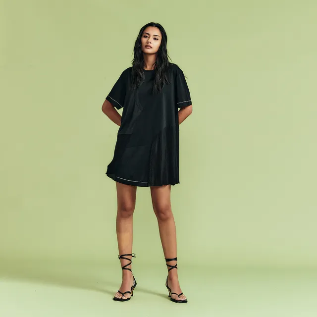 【ICHE 衣哲】Cop.Copine 法式設計簡約明線拼接光澤感造型洋裝