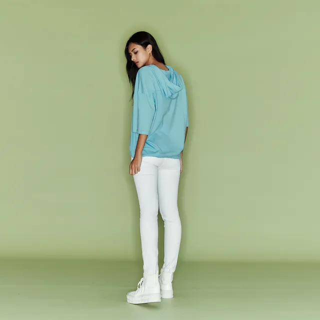 【ICHE 衣哲】Cop.Copine法式時尚休閒落肩寬袖連帽造型上衣