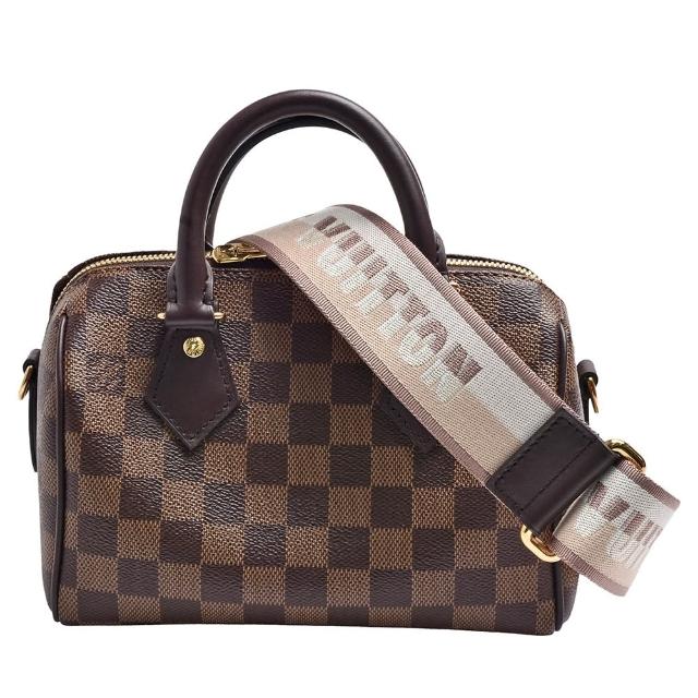 LV LOUIS VUITTON路易威登 N40489 經典 Speedy Bandoulière 20 Damier 帆布手提/斜背包 全新 LOUIS VUITTON 路易威登 N40489 經典 Speedy Bandoulière 20 Damier 帆布手提斜揹包,咖啡色系設計,外層為帆布與牛皮結合,內層為牛皮材質,配備原廠防塵套、背帶、鑰匙與鎖頭。尺寸為長20cm、寬11cm、高13cm,提把高度13cm,背帶全長約90cm,適合女性日常使用,拉鍊式開口,內有1個內袋,不附底珠,無法放入A4檔案。