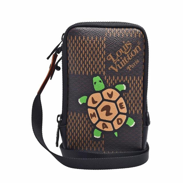 【Louis Vuitton 路易威登】N40377經典DOUBLE PHONE系列烏龜圖案Nigo聯名款斜背包