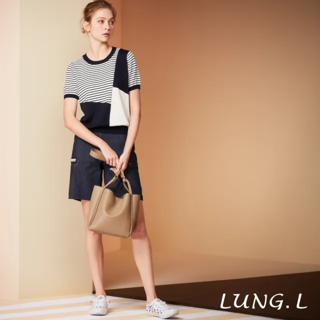 【LUNG.L 林佳樺】L853A 白色拼接藏青藍拼接條紋短袖針織女裝上衣(春夏新品)