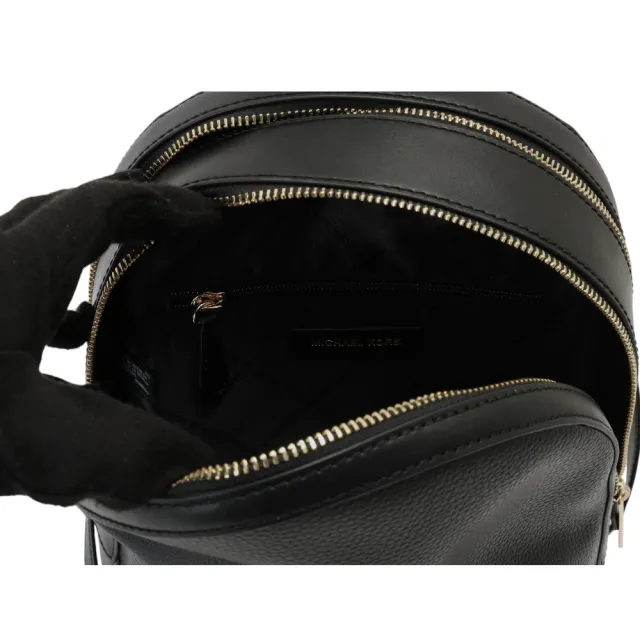 【Michael Kors】金字logo皮革雙拉鍊弧型後背包(黑/中)