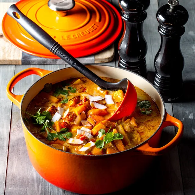 【Le Creuset】典藏琺瑯鑄鐵鍋圓鍋 20 cm(柔粉紫)