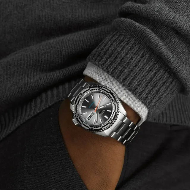 【SEIKO 精工】霹靂舞國手配戴款 5 Sports 55周年SKX機械錶 開學禮 送禮 推薦(多款任選)
