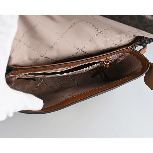 【Michael Kors】MICHAEL KORS CECE刻印LOGO印花塗層帆布扣式手提斜背包(中/深褐x橡子棕)