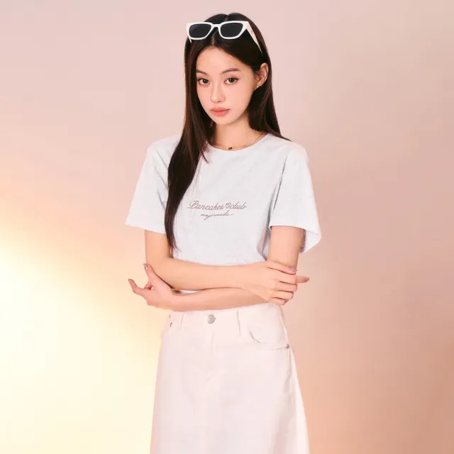 【MAJOR MADE】藍莓鬆餅刺繡彈力短T(女裝短袖/圖案短T/休閒上衣)
