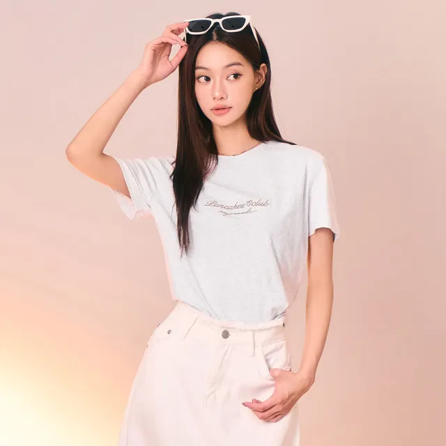 【MAJOR MADE】藍莓鬆餅刺繡彈力短T(女裝短袖/圖案短T/休閒上衣)