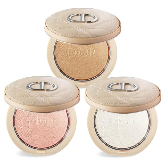 Dior 迪奧 超完美持久亮採餅 #01 珠光裸，6g容量，適合各種膚質使用，提供持久亮採妝效，輕盈服帖不厚重，法國原裝進口，專櫃級質感。