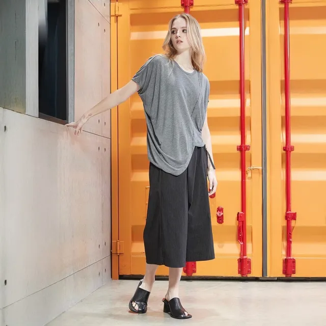 【ICHE 衣哲】Cop.Copine 法國原裝進口親膚不規則剪裁棉麻造型上衣