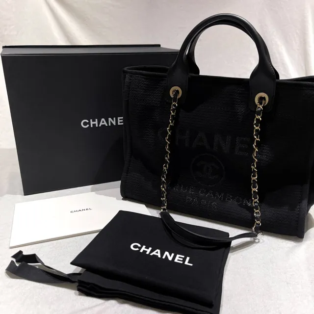 【CHANEL 香奈兒】23B Deauville 經典雙C LOGO藤織帆布金鍊手提肩背沙灘/托特包(黑色)