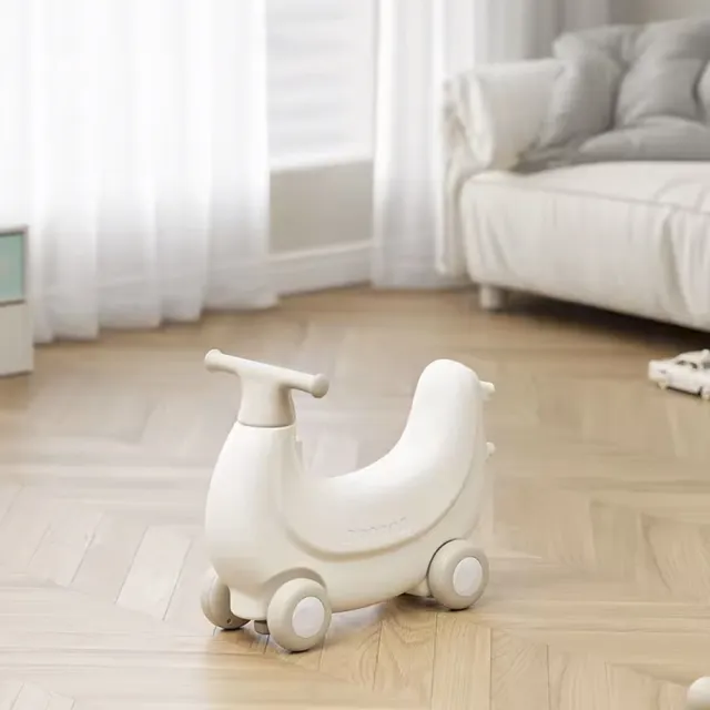 【i-Smart】四合一多功能日系香蕉造型蹦蹦車(搖搖馬｜滑步車｜嚕嚕車)
