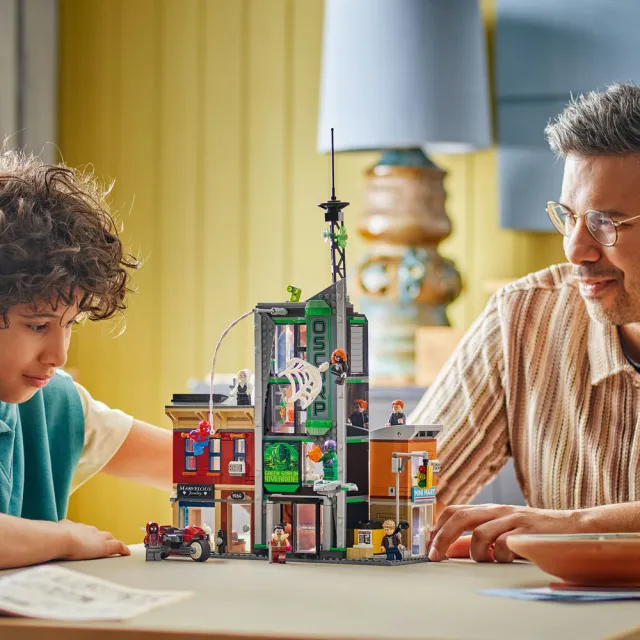 【LEGO 樂高】漫威超級英雄系列 76324 蜘蛛人大戰奧斯朋企業(Marvel 蜘蛛人 兒童玩具 積木)