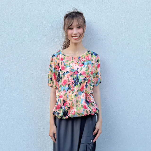 【Hana Mokuba】花木馬日系女裝繽紛水彩感花花收邊上衣(造型上衣)