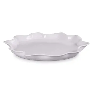 【Le Creuset】瓷器荷葉波紋造型盤 36cm(柔粉紫-無盒)