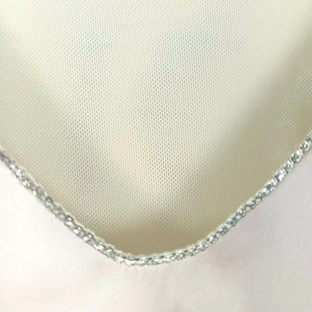 【SuperWands】鑽飾領口錦緞網紗透氣背心