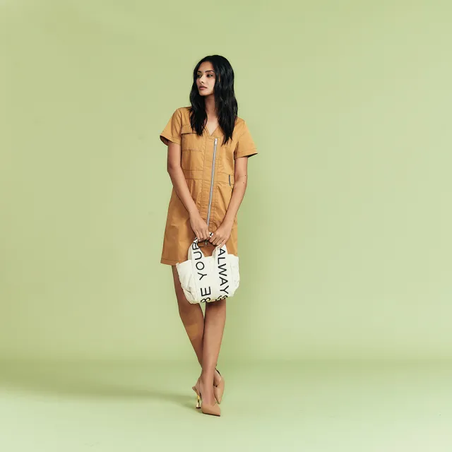 【ICHE 衣哲】Cop.Copine 法國原裝進口焦糖色拉鍊連身洋裝