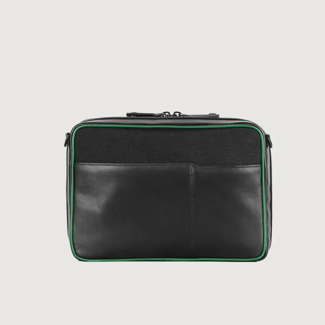 【BRAUN BUFFEL 德國小金牛】微瑕福利出清品 貝瑞 大型橫式斜背包-黑色(BF514-TW61A-BK) 男包推薦