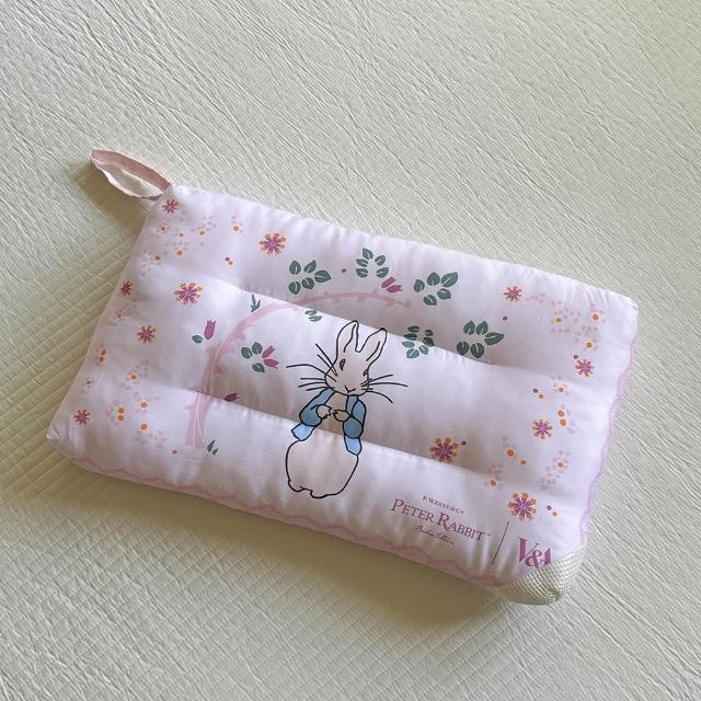【PETER RABBIT 比得兔】60支天絲兒童枕-奇幻花園(1入/童枕/水洗枕/天絲枕/枕頭/比得兔與V&A博物館)