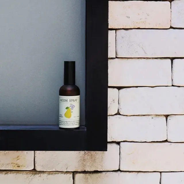【YMY VOGUE】泰國 Breezy 室內香氛噴霧 100ml(6款任選/檸檬草/菸草橘子/白茶/紅茶/橄欖樹/梨與小蒼蘭)