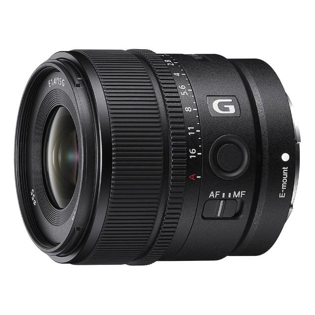 SONY 索尼 SEL15F14G 是一款專業級 15mm F1.4 廣角定焦鏡頭,適用片幅機型,採用浮動光圈設計,提供 87度廣闊視角,適合風景、建築與室內攝影。公司貨正品保證,規格以實際出貨為準,圖片僅供參考,如有疑問請洽詢客服。 SONY索尼 SEL15F14G