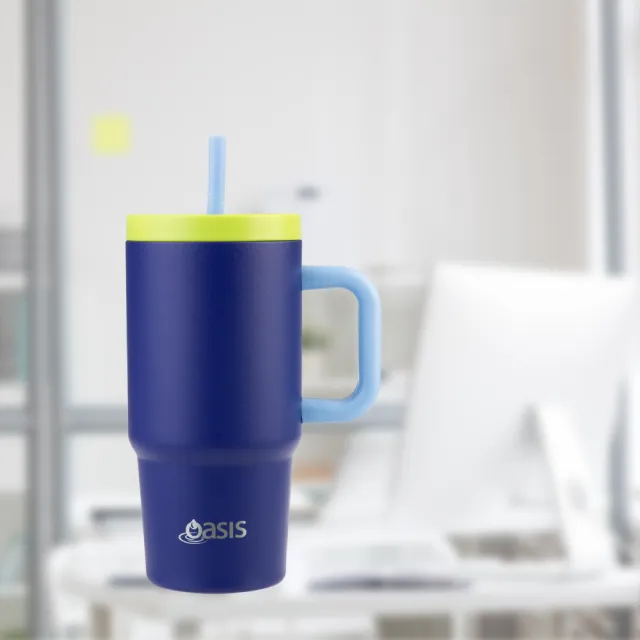 【Oasis】官方直營 雙層真空保溫吸管隨行杯 700ml(撞色設計 超吸睛！一秒變身時尚飲水達人)