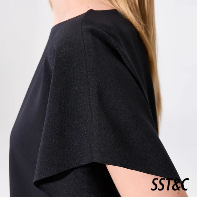 【SST&C】女裝 黑色不對稱連肩袖上著01092504006(換季65折)