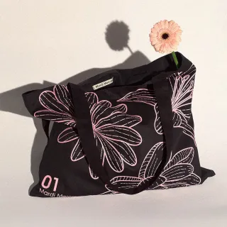 【MARDI MERCREDI】三花印花帆布袋 黑色 經典小雛菊 粉花 純棉 CANVAS BAG TRIPLE FLOWER