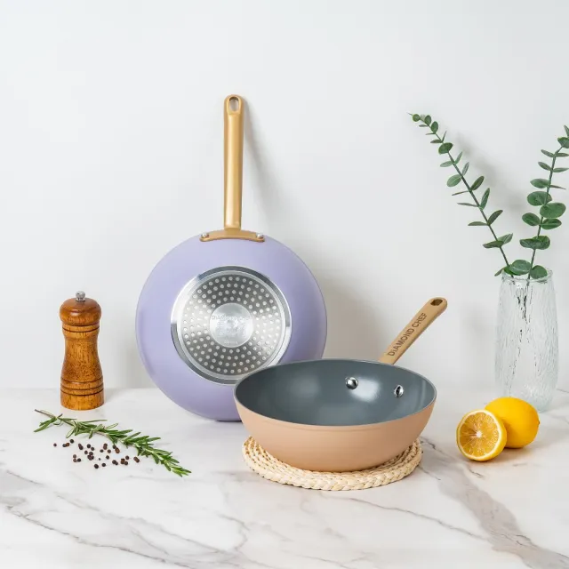 【DIAMOND CHEF】火山熔岩不沾鍋小炒鍋22cm(奶茶色/粉紫色/IH爐可用/泡麵鍋)