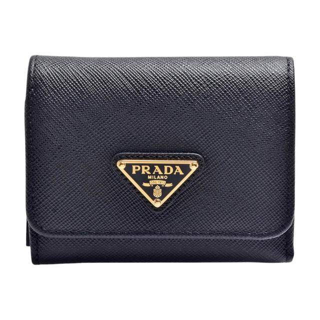【PRADA 普拉達】SAFFIANO TRIANG系列金色三角LOGO防刮牛皮暗釦三折短夾(黑/金1MH043-NERO-BLK)