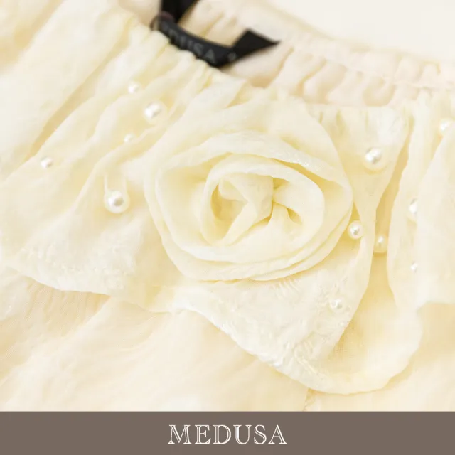 【MEDUSA 曼度莎】現貨-米白優雅荷葉浮花上衣（M-XL）｜女短袖上衣 荷葉上衣 甜美上衣(601-34801)