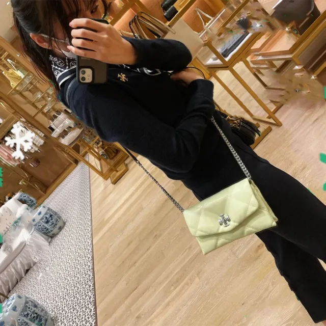 【TORY BURCH】TB 新款 Kira 十字LOGO絎縫肩背包斜背包旋鈕開合(牛油果綠/贈原廠防塵袋紙袋/七夕情人節)