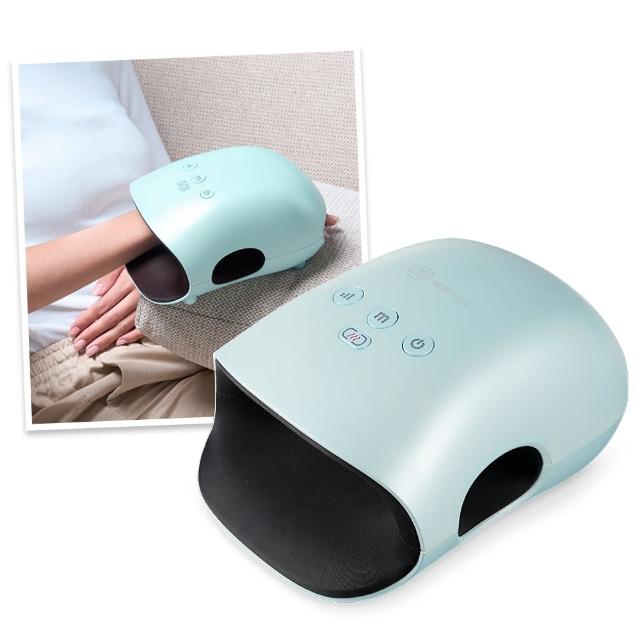  輝葉 HY-362 氣壓式手部按摩器專為手掌設計，綠色系外觀時尚，尺寸20.6x15.6x11.3cm，重量僅0.8kg，輕巧便攜。採用5V充電式電源，無需遙控器，輕鬆操作。透過氣壓按摩方式有效舒緩手部疲勞，適合長時間使用電腦或手機者。產地中國，BSMI許可字號R32600，1年保固保障，個人衛生用品讓您安心使用，提升手部舒適度與血液迴圈。 