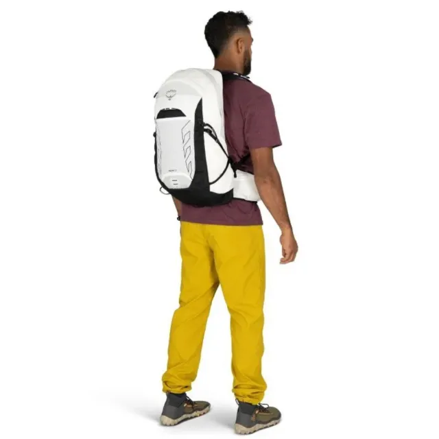 【Osprey】☆新改款☆ Talon 22 輕量化登山背包 男 綠冠葉綠(輕量旅行後背包 快速移動單車登山健
