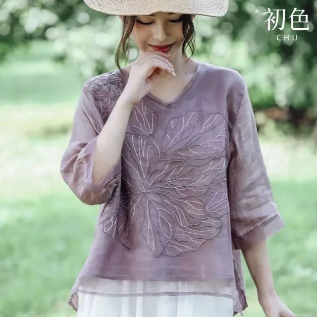 【初色】文藝風V領五分袖刺繡印花寬鬆棉麻上衣女上衣-共6色-15176(M-4XL可選)