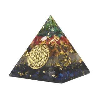 【鑫運來】◎奧剛金字塔擺件8cm