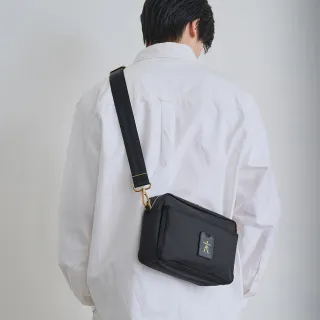 【PORTER INTERNATIONAL】經典復古LUXY斜肩包-M(黑/金)