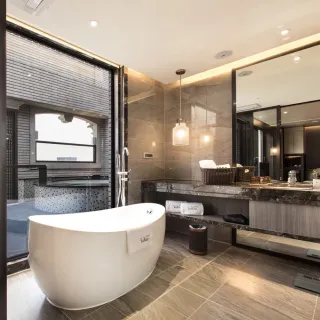 【礁溪中天溫泉渡假飯店】2人晚餐吃到飽+湯屋90分鐘泡湯券(假日2人+660.YOUBON)