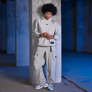 【Batman x Lee】男裝 休閒褲｜蝙蝠俠 工裝褲 大口袋｜季節性版型｜礦石灰(LB520006402)