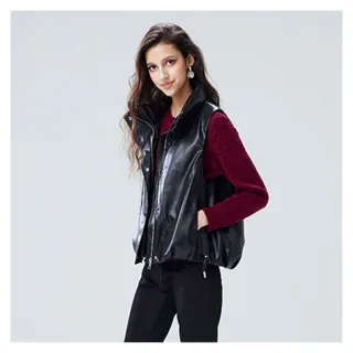 【MYVEGA 麥雪爾】時尚下擺抽繩羽絨皮背心外套-黑(通勤風)