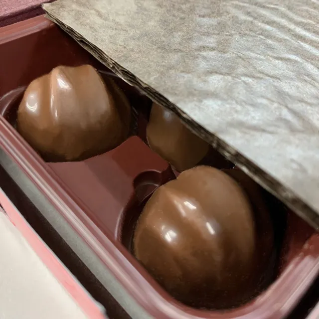 【CLEAN 克林】巧克力墊片46x46cm/張 黑白兩色可選(禮盒墊 紙墊 防震 緩衝 手工巧克力 緩衝)