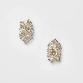 【agete】鍍棕金橡果雕刻耳環