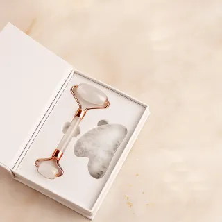 【上手家居】白水晶刮痧美容兩件組(刮痧板/臉部刮痧板/臉部按摩器/水晶刮痧板)