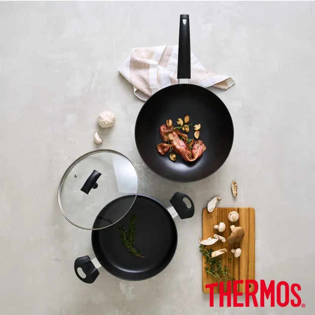 【THERMOS 膳魔師】迷霧星空不沾鍋雙耳附蓋湯鍋24cm(TJP-W24-BL)