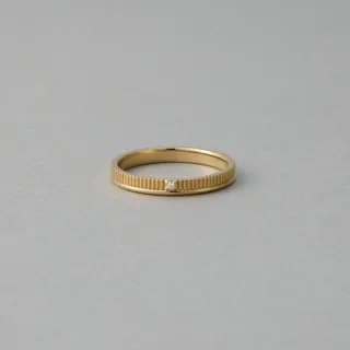 【ete】[Share] 細膩切割鑽飾戒指(金色)