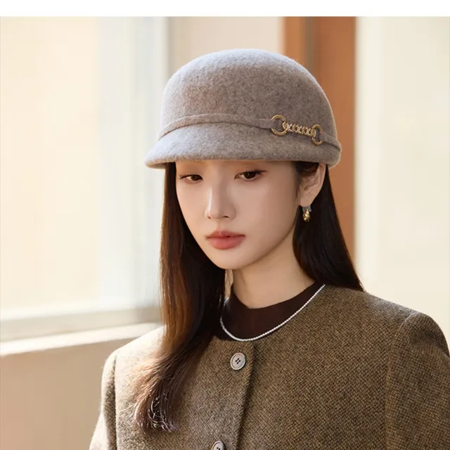 【HaNA 梨花】買一送一贈圍脖 秋冬氛圍感巔峰側邊金鏈毛呢帽毛帽(毛呢帽 秋冬氛圍 立體剪裁)